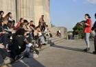 ROTUNDO ACATAMIENTO DE LOS DOCENTES EN EL PRIMER DÍA DEL PARO DE 48 HORAS