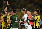 EXPULSADOS, VARIOS GOLES Y UN PEÑAROL MUY DIGNO EN LA OTRA SEMI DE LIBERTADORES