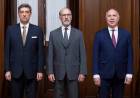 TRES JUECES, DOS PÁGINAS WEB Y UNA GUERRA DE VANIDADES