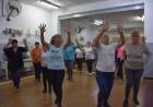 DESTACADA PARTICIPACIÓN EN LAS CLASES DE GIMNASIA PARA ADULTOS GRATUITAS DE LA DIRECCIÓN DE DEPORTES MUNICIPAL 