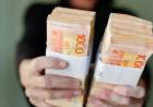 ESTATALES PIDEN 118?AUMENTO: SALARIO MÍNIMO DE $2.027.283 Y BONO DE $250.000