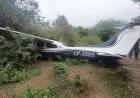 AVIÓN DE BANDERA BOLIVIANA SE PRECIPITÓ A TIERRA Y SUS TRIPULANTES HUYERON
