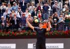 JANNIK SINNER, A LA FINAL DE ROMA TRAS LA POLÉMICA Y LA REANUDACIÓN