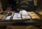 TRES MUJERES APREHENDIDAS CON MÁS DE 400 GRAMOS DE COCAÍNA Y MÁS DE OCHO MILLONES DE PESOS