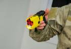 LA POLICÍA DEL CHACO SUMA PISTOLAS TASER CON PROTOCOLOS Y CAPACITACIÓN OBLIGATORIA