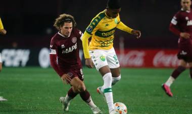 LANÚS PERDIÓ CON CUIABÁ PERO FINALIZÓ PRIMERO