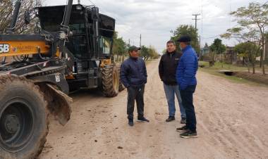 VILLA ANGELA: INTERVENCIÓN MUNICIPAL EN LIMPIEZA, BACHEO Y PERFILADO DE CALLES