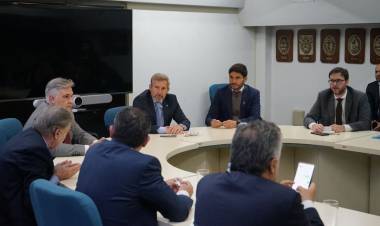 CUMBRE DE GOBERNADORES ALIADOS PARA ORDENAR LAS TROPAS POR LA LEY BASES