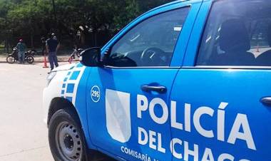 UN NIÑO CON AUTISMO SE ESCAPÓ DE SU CASA, SE CAYÓ EN UNA LAGUNA Y LA POLICÍA LOGRÓ RESCATARLO