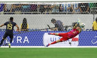 COPA AMÉRICA: CON EL DIBU COMO HÉROE, ARGENTINA VENCIÓ A ECUADOR POR PENALES Y ESTÁ EN LA SEMIFINAL