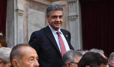 LOS MACRI INSISTEN CON EL RECLAMO A MILEI POR LA COPARTICIPACIÓN