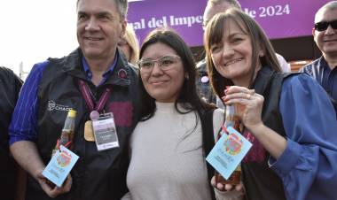 CASTELLI: EL GOBERNADOR ZDERO ACOMPAÑÓ HOY LA BIENAL DEL IMPENETRABLE