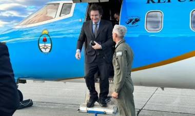 JAVIER MILEI VIAJA A CHILE, PERO NO SERÁ RECIBIDO POR GABRIEL BORIC