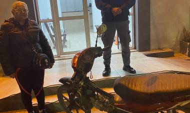 VILLA ÁNGELA: LE PIDO LA MOTO PRESTADA PERO NUNCA SE LA DEVOLVIÓ 