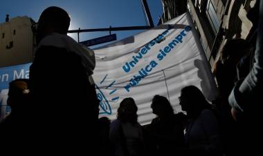 PARO EN LAS UNIVERSIDADES: NO EMPIEZA EL SEGUNDO CUATRIMESTRE POR EL AJUSTE DE MILEI