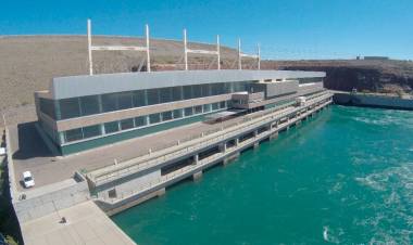 EL GOBIERNO PONE A LA VENTA LAS CENTRALES HIDROELÉCTRICAS