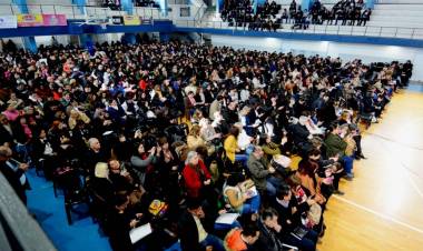 “RED APRENDE”: MÁS DE 17.000 DOCENTES SE SUMARON AL DESAFÍO DE FORMARSE EN "ALFABETIZACIÓN AVANZADA Y ACADÉMICA”