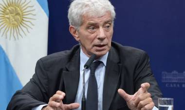 CÚNEO LIBARONA, INDIGNADO POR CÓMO FUNCIONABA EL MINISTERIO DE LAS MUJERES: "DE MIL EMPLEADOS, TRABAJABAN 70"