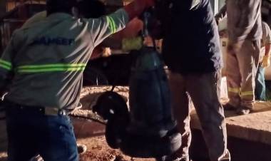 CHARATA: SAMEEP INSTALÓ NUEVA BOMBA EN EL POZO CENTRAL DE CLOACA PARA MEJORAR EL SERVICIO