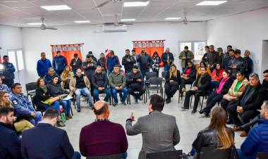 REUNIÓN REGIONAL EN BASAIL: EL GOBIERNO PROVINCIAL CONTINÚA ARTICULANDO ACCIONES EN TODA LA PROVINCIA