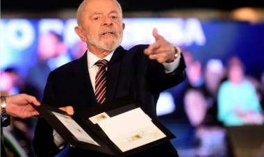 LULA DA SILVA CONTRA ELON MUSK: "NO PORQUE EL TIPO TENGA MUCHO DINERO PUEDE SER IRRESPETUOSO" 
