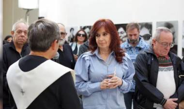 SORPRESIVA CARTA DE CRISTINA FERNÁNDEZ DE KIRCHNER: AUTOCRÍTICA, SINDICATOS, DÉFICIT FISCAL Y EMPLEO PÚBLICO