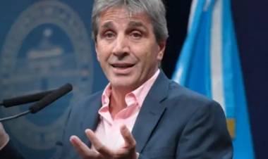 CAPUTO FRACASÓ Y LA INFLACIÓN SE ESTANCÓ EN EL 4%: LAS RAZONES QUE IMPEDIRÁN QUE SIGA BAJANDO EN LO QUE RESTA DEL AÑO