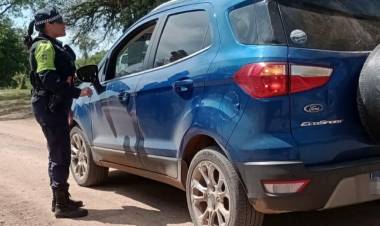 POLICÍA CAMINERA INTERVINO CARGAS, RECUPERÓ UNA MOTO, DETECTÓ 35 ALCOHOLEMIAS Y LABRÓ 221 ACTAS