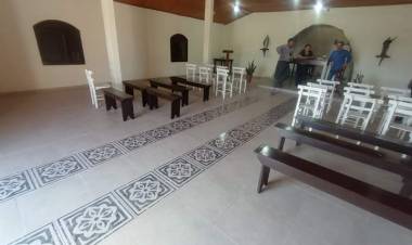 MUNICIPIO DE VILLA ÁNGELA COLABORA CON LAS REFACCIONES PARA LA CAPILLA SAN ISIDRO LABRADOR