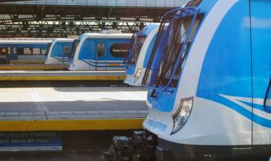 “HOY ES UN GRAN DÍA": EL GOBIERNO FESTEJA 1400 DESPIDOS EN TRENES ARGENTINOS 