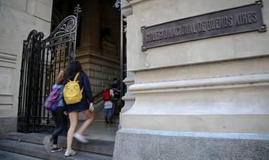 CENTROS DE ESTUDIANTES, RECTORES Y SINDICATOS CONVOCARON A MARCHAR EN DEFENSA DE LAS UNIVERSIDADES