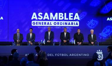 ASAMBLEA EN AFA: SE ANULARON LOS DESCENSOS Y TAPIA FUE REELECTO