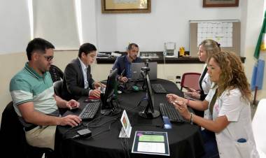 MODERNIZACIÓN Y DESPAPELIZACIÓN: SE CONCRETÓ LA FIRMA DIGITAL DE LOS JEFES DE SERVICIOS Y PERSONAL DEL HOSPITAL PERRANDO