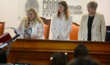 EDUCACIÓN: 32 ESTUDIANTES ASUMIERON EL DESAFÍO DE REPRESENTAR A LOS JÓVENES Y CONTRIBUIR CON EL FUTURO DE LA PROVINCIA