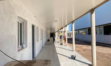 SÁENZ PEÑA: EL GOBERNADOR ZDERO SUPERVISÓ LA OBRA DEL COMPLEJO CASA ACTIVA DESTINADA A ALBERGAR A ADULTOS MAYORES