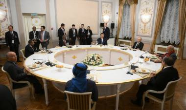 PUTIN VALORA EL ESFUERZO DE LULA DE SUMARSE A LA CUMBRE DE LOS BRICS