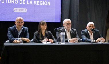 LA VICEGOBERNADORA SCHNEIDER DIO APERTURA A LA JORNADA DE “PARTICIPACIÓN EN LA VISIÓN DEL FUTURO DE LA REGIÓN”