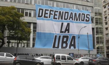 LA FIJACIÓN DE MILEI CON LA UBA