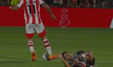 RIVER PLATE: ACUÑA SUFRIÓ UN DESGARRO Y SERÁ BAJA POR TRES SEMANAS 