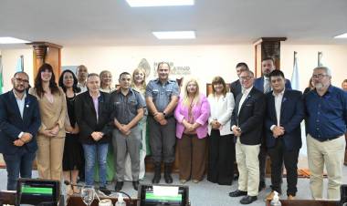 LA LEGISLATURA APROBÓ LA SUSPENSIÓN DE LAS "PASO" Y LA REGULACIÓN DE LA INTELIGENCIA ARTIFICIAL EN EL SISTEMA EDUCATIVO