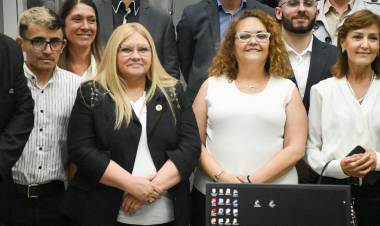 DELGADO ACOMPAÑO AL SORTEO DE SELECCIÓN DE LOS CHAQUEÑOS QUE INTEGRAN LA LISTA DE LOS JUICIOS POR JURADO  2025
