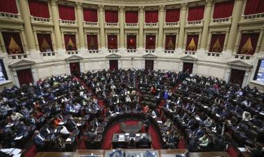 EL GOBIERNO Y SUS ALIADOS QUIEREN APROBAR FICHA LIMPIA 