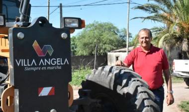 VILLA ÁNGELA: EL INTENDENTE ADALBERTO PAPP DESTACA LOS TRABAJOS DE PERFILADO EN PRIMERO DE MAYO Y MISIONES