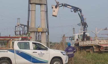 CASTELLI: SECHEEP MEJORA LA RED ELÉCTRICA EN LA LOCALIDAD