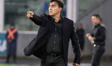 "EL MÉRITO ES DE LOS JUGADORES", AFIRMÓ GUSTAVO QUINTEROS