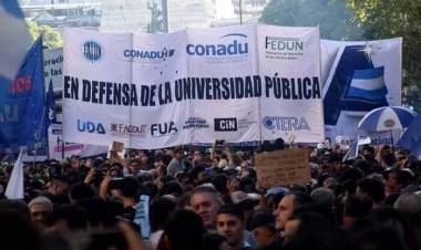 LAS UNIVERSIDADES SALEN OTRA VEZ A LAS CALLES