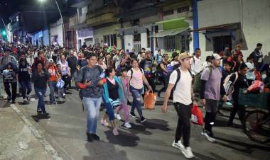 LA PRIMERA CARAVANA MIGRANTE DEL AÑO PARTIÓ HACIA ESTADOS UNIDOS