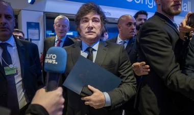 DENUNCIA PENAL CONTRA MILEI POR "AMENAZAS Y APOLOGÍA DEL DELITO"
