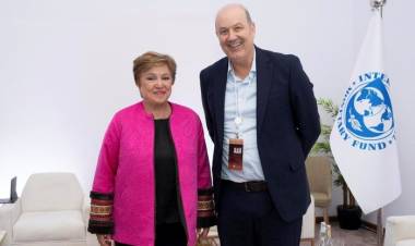 STURZENEGGER Y GEORGIEVA SE REUNIERON CON EL FOCO PUESTO EN LA MOTOSIERRA 