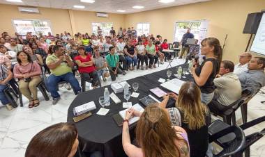 PRESIDENCIA ROCA: GRAN CONVOCATORIA DEL PROGRAMA FORTALEZA ENCABEZADA POR LA VICEGOBERNADORA SCHNEIDER
